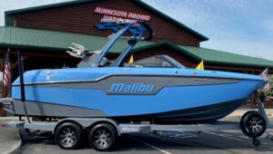 (W4340) 2024 Malibu Boats M220